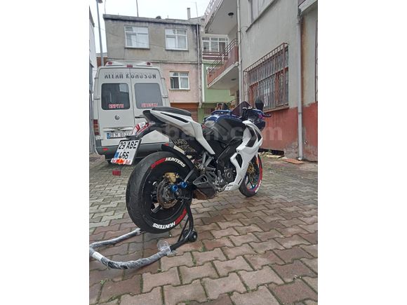 Sahibinden Bajaj Pulsar 200 RS