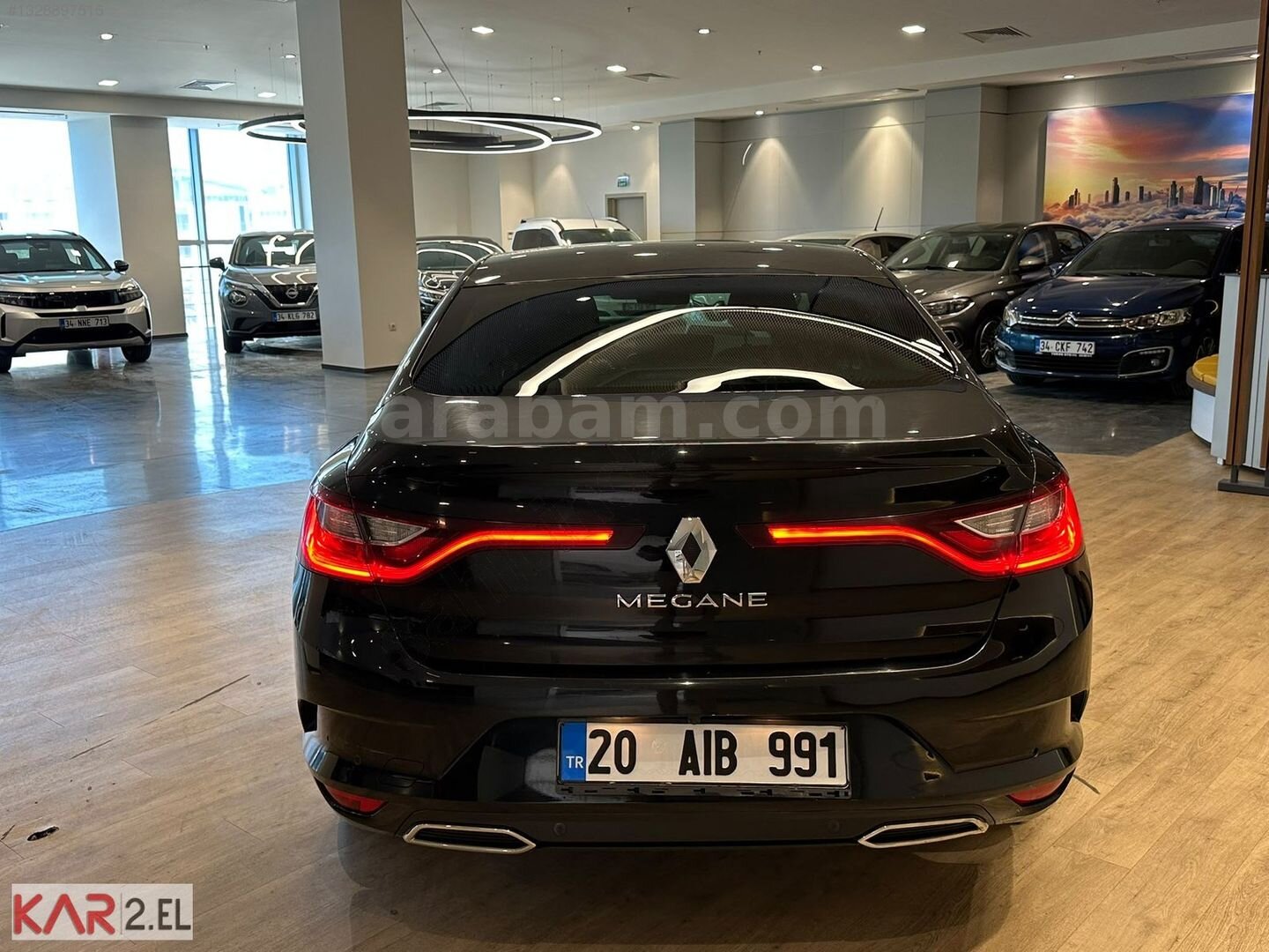 Galeriden Renault Megane 1.5 Blue DCI Joy Comfort 2022 Model İstanbul 84.362 km Siyah 5