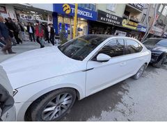 Sahibinden Skoda SuperB 1.6 TDI Comfort 2017 Model  165.000 km Beyaz