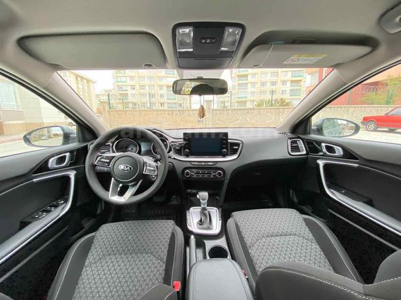 Sahibinden Kia Ceed 1.6 CRDi Elegance 2020 Model 