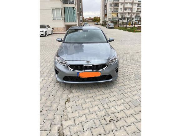 Sahibinden Kia Ceed 1.6 CRDi Elegance 2020 Model 