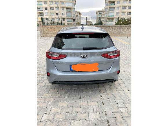 Sahibinden Kia Ceed 1.6 CRDi Elegance 2020 Model 