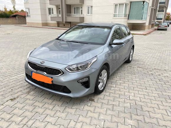 Sahibinden Kia Ceed 1.6 CRDi Elegance 2020 Model 