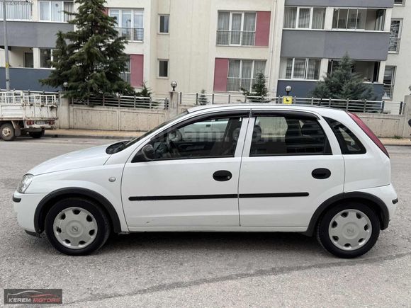 OPEL CORSA 1.3 CDTI TEMİZ BAKIMLI