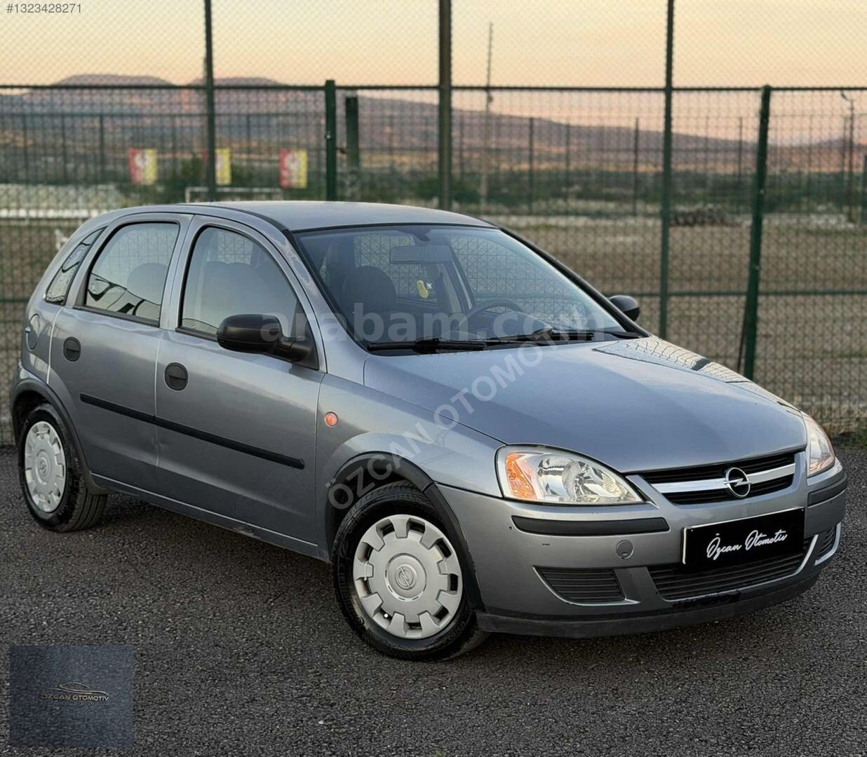 Galeriden Opel Corsa 1.3 CDTI Essentia 2005 Model Isparta 280.000 km Gri 2