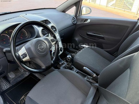 SEM OTOMOTİV'DEN DEĞİŞENSİZ OPEL CORSA!!!