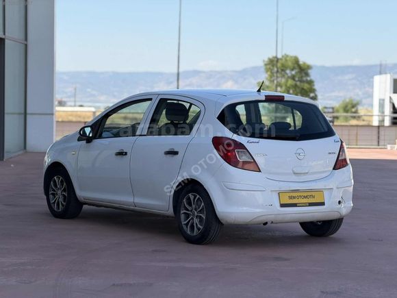 SEM OTOMOTİV'DEN DEĞİŞENSİZ OPEL CORSA!!!