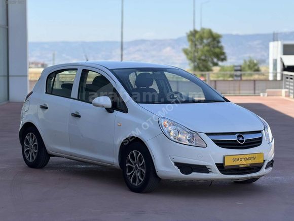 SEM OTOMOTİV'DEN DEĞİŞENSİZ OPEL CORSA!!!