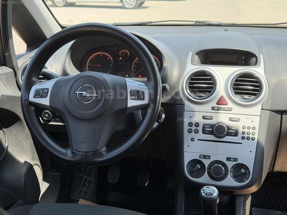 AUTO İFÖ'DEN 2012 CORSA DİZEL MANUEL TEMİZ BAKIMLI