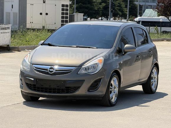 AUTO İFÖ'DEN 2012 CORSA DİZEL MANUEL TEMİZ BAKIMLI