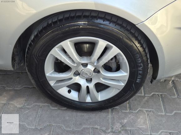 MASRAFSIZ 148 BİN KM CORSA 1.3 DİZEL...