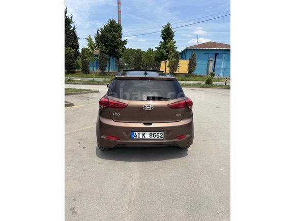 Sahibinden Hyundai i20 1.4 CRDi Style 2015 Model 