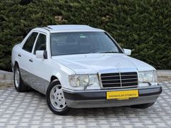 MERSEDES-BENZ 200E 8 TUŞ KLİMA SUNROOF MAVİ TAM DERİ KOLTUK