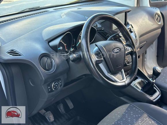 DEVELİOĞLU'ndan HATASIZ OTOMOBİL RUHSATLI TİTANİUM PLUS