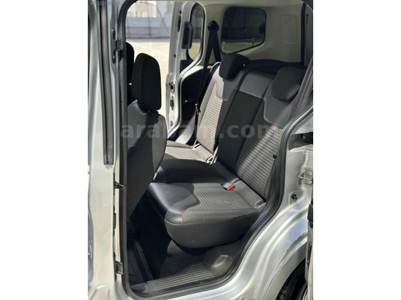 MİMSAŞ AUTO 'dan DEĞİŞENSİZ TRAMERSİZ FORD COURİER