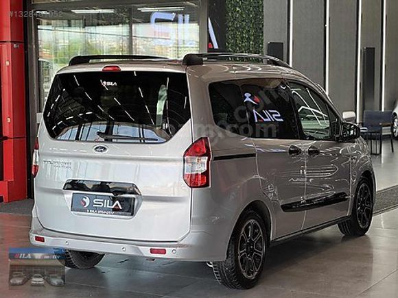 2023 Ford Courier Titanium Plus 33.000 km' DE YETKİLİ SERVİS BAK
