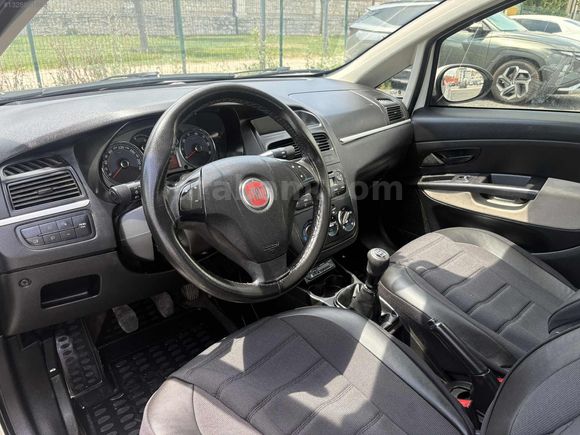ZÜMRA AUTODAN KUSURSUZ EKONOMİK LİNEA