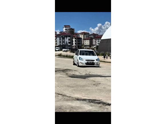 Sahibinden Hyundai Accent Blue 1.6 CRDI Prime 2012 Model 