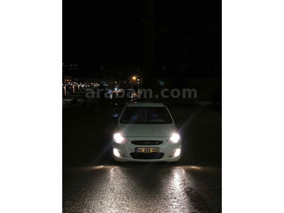 Sahibinden Hyundai Accent Blue 1.6 CRDI Prime 2012 Model 