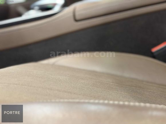 MERCEDES E220d 4matic DEĞİŞENSİZ