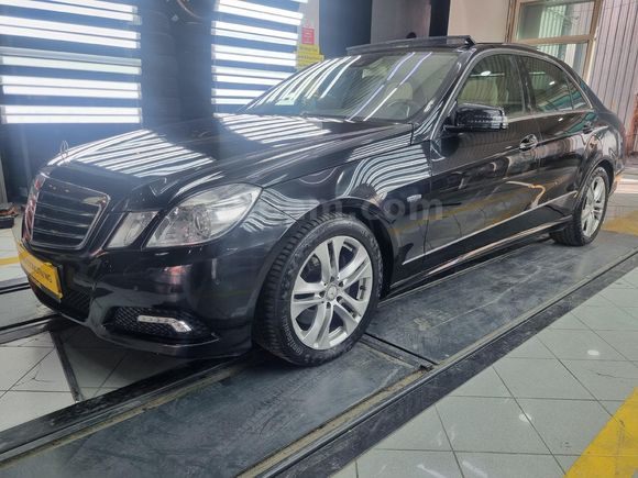 GALERİ BEYAZDAN 2011 E350 CDI 4 MATİC PREMİUM TAM FULL 2.EL