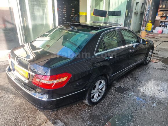 GALERİ BEYAZDAN 2011 E350 CDI 4 MATİC PREMİUM TAM FULL 2.EL