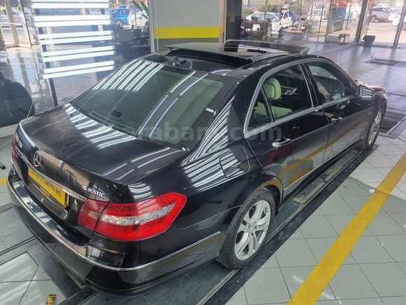 GALERİ BEYAZDAN 2011 E350 CDI 4 MATİC PREMİUM TAM FULL 2.EL