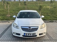 AYCAR 2010 MODEL İNSİGNİA 1.6T 180BG TEMİZ BAKIMLI