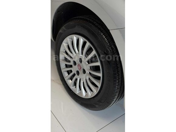 GÜMÜŞ RENKTE&BAKIMLI&230 BİN KMDE