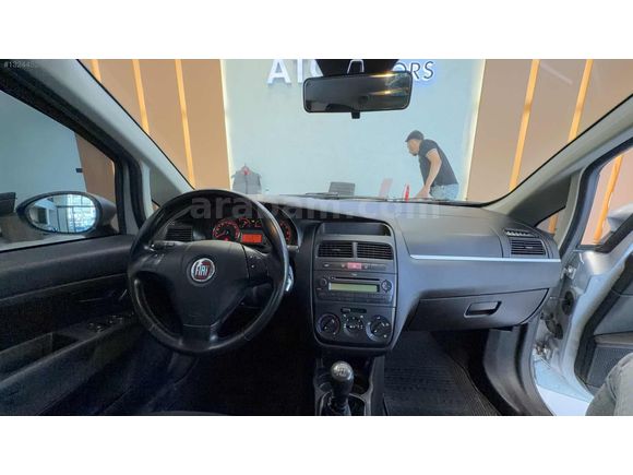 GÜMÜŞ RENKTE&BAKIMLI&230 BİN KMDE