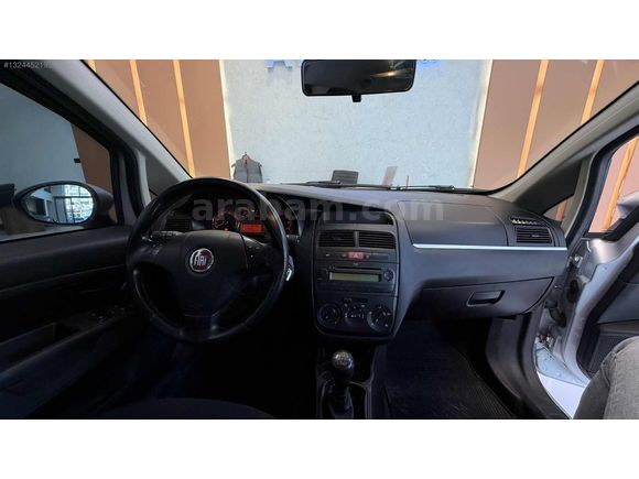 GÜMÜŞ RENKTE&BAKIMLI&230 BİN KMDE