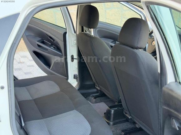 LİNEA 1.3 DİZEL 170.000 KM ORJİNAL EMSALSİZ