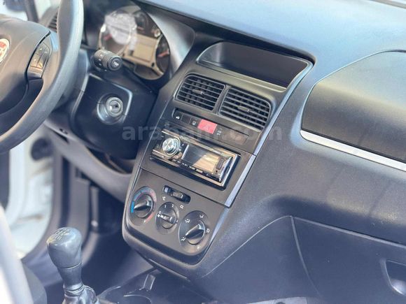 LİNEA 1.3 DİZEL 170.000 KM ORJİNAL EMSALSİZ