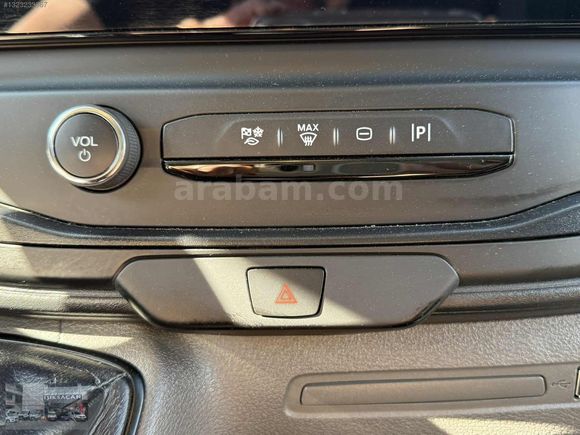 2024 TRANSİT 350L VAN PAKET 5 FULL %20 FATURA HATASIZ 25 BİN KM