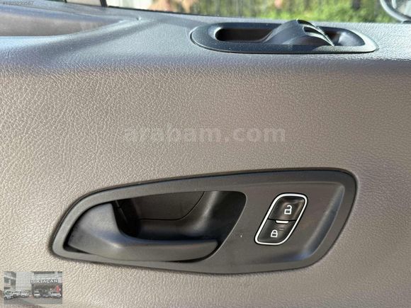 2024 TRANSİT 350L VAN PAKET 5 FULL %20 FATURA HATASIZ 25 BİN KM