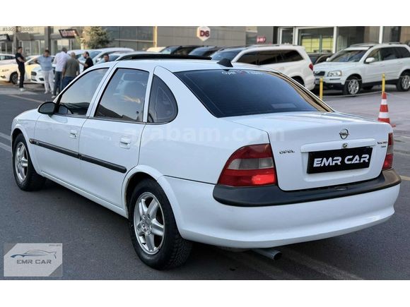 1997MODEL..2.0CD..VECTRA..MANUEL VİTES..DEĞİŞENSİZ..SANRUFF..