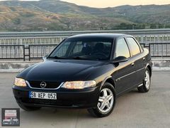Elif Otomotiv'den Cam Gibi Hatasız Vectra