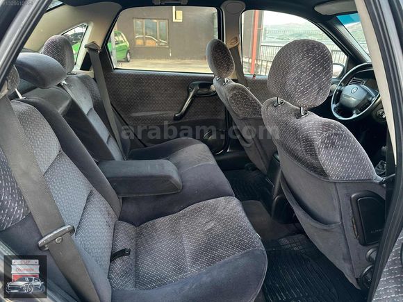 Elif Otomotiv'den Cam Gibi Hatasız Vectra