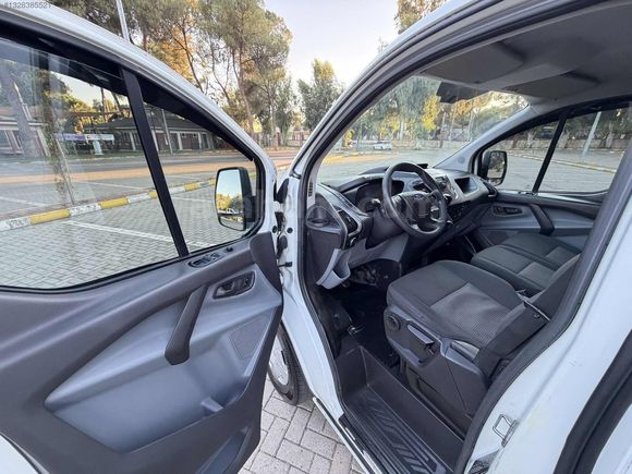 FORD TRANSİT CUSTOM KLİMALI FATURALI DEĞİŞENSİZ