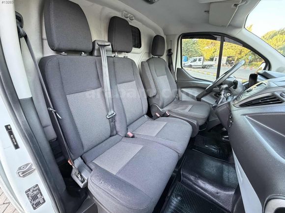 FORD TRANSİT CUSTOM KLİMALI FATURALI DEĞİŞENSİZ