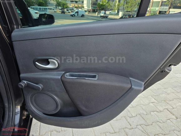 KOÇAK AUTO OTOMATİK CAM TAVAN SANRUFLU ÖZEL ÜRETİM CLIO 2008