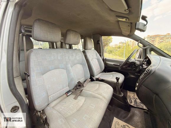 TANER,DEN HYUNDAİSTAREXCAMLI VAN CLİMALI,,,
