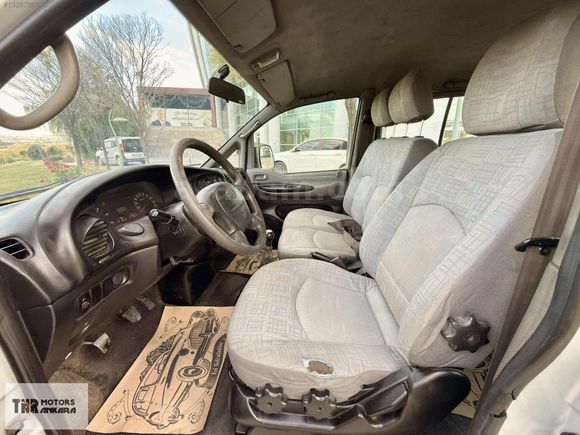TANER,DEN HYUNDAİSTAREXCAMLI VAN CLİMALI,,,