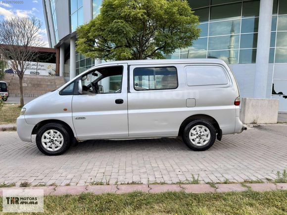 TANER,DEN HYUNDAİSTAREXCAMLI VAN CLİMALI,,,