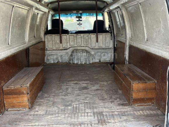 CAN OTOMOTİV DEN 2000 model hundai h100