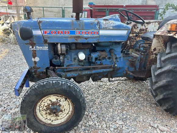 Ford 3000'lik 1972 Model Motor Durumu Süper 4 Lastik Yeni