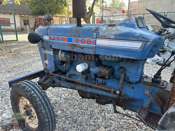 Ford 3000'lik 1972 Model Motor Durumu Süper 4 Lastik Yeni