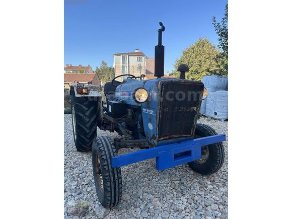 Ford 3000'lik 1972 Model Motor Durumu Süper 4 Lastik Yeni