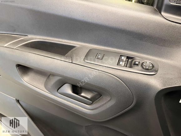 HZR MOTORS 2023 HATASIZ OPEL COMBO CARGO 1.5 D ELEGANCE XL