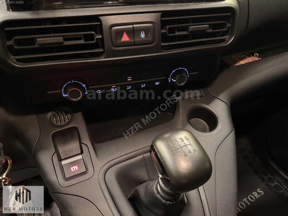 HZR MOTORS 2023 HATASIZ OPEL COMBO CARGO 1.5 D ELEGANCE XL